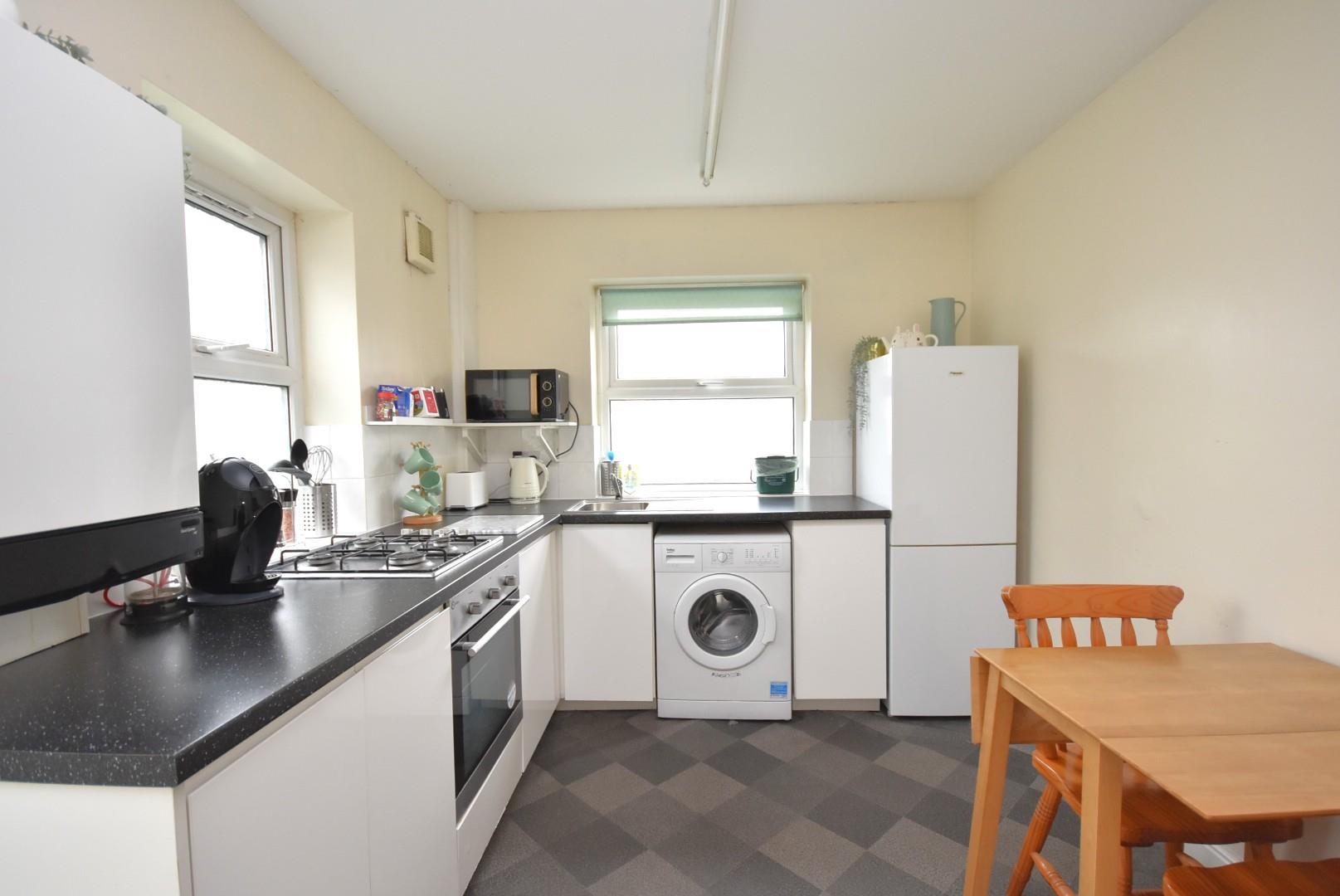 First Floor Apartment (Rear), 13, Victoria Road, Penarth, Vale of Glamorgan CF64 3EG